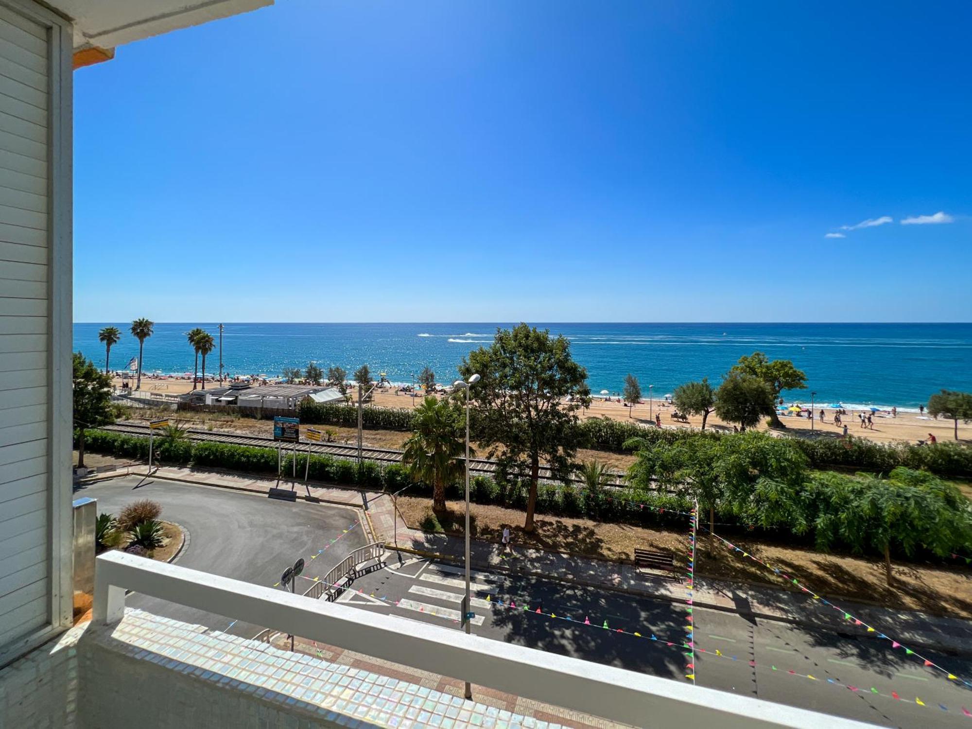 Vivalidays Marina - Pineda De Mar Apartment Bagian luar foto