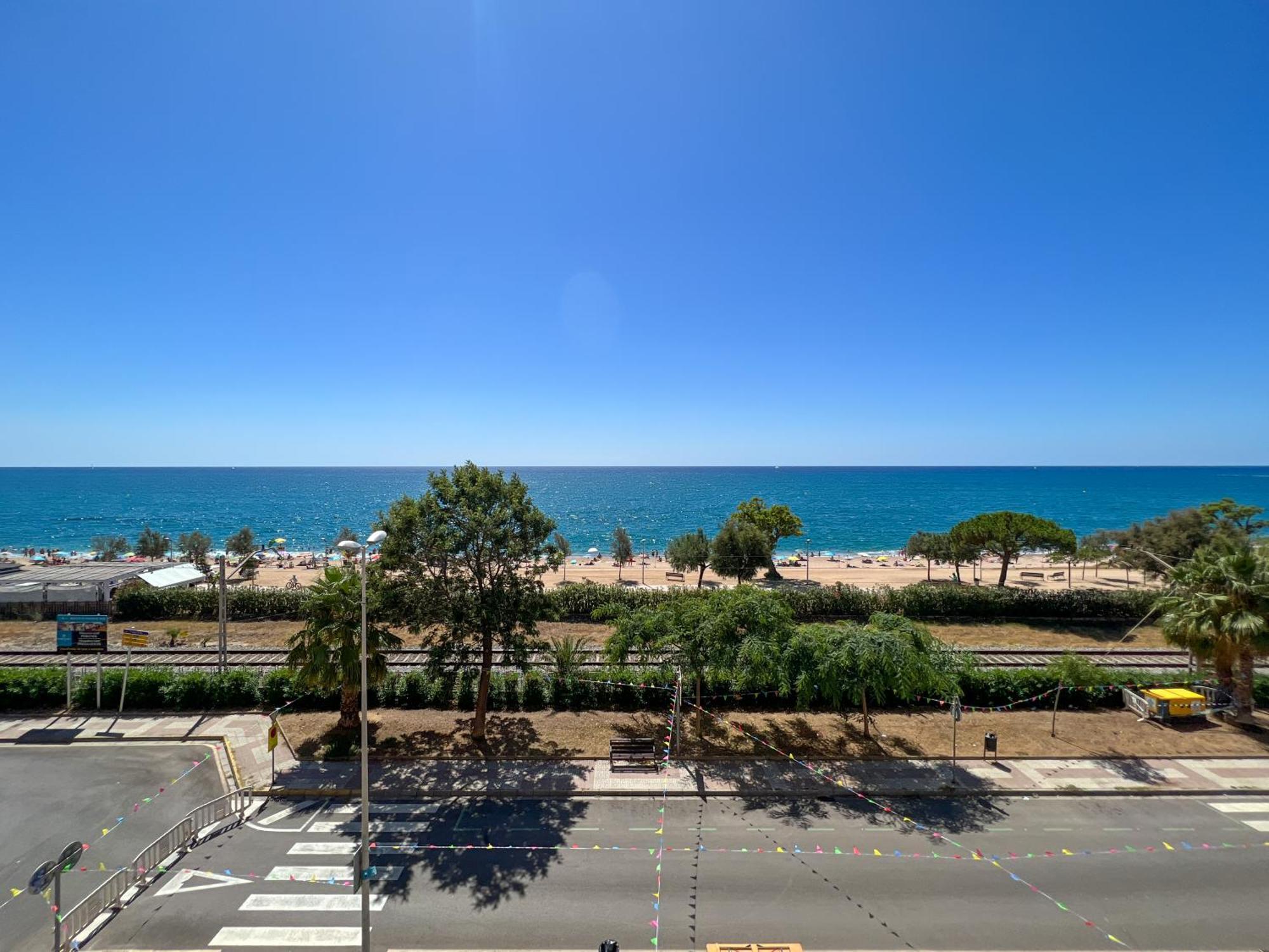 Vivalidays Marina - Pineda De Mar Apartment Bagian luar foto